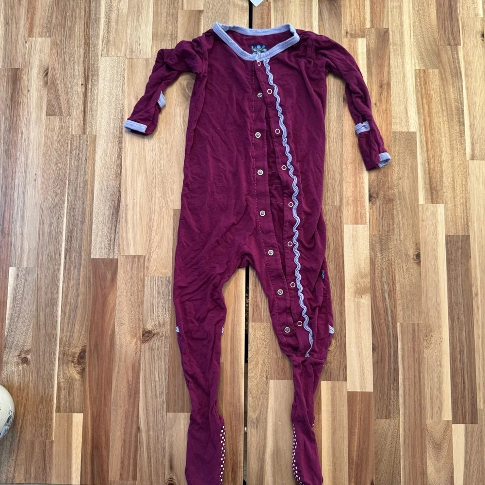 Kickee Pants Bamboo Pajamas 2T‎ Snap Buttons and ruffles